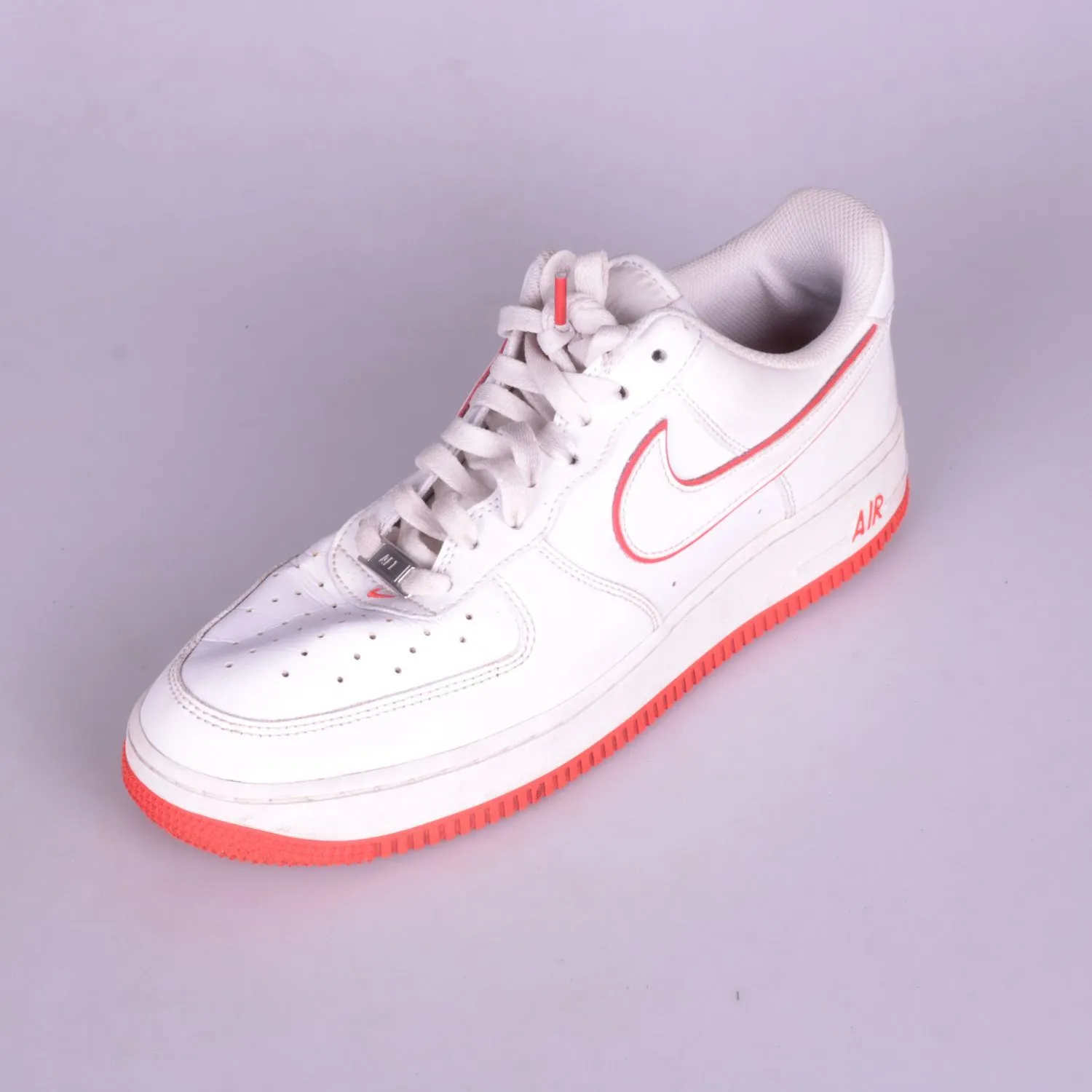кроссовки Nike
